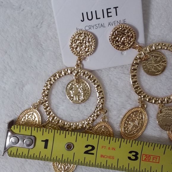 Dangle Hoop Coin Pierce Earrings Gold Tone Juliet - Picture 5 of 6